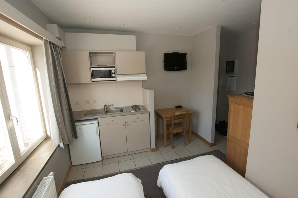 Hotel Piano 2 - Mont-St-Guibert - Louvain-la-Neuve Corbais Chambre photo